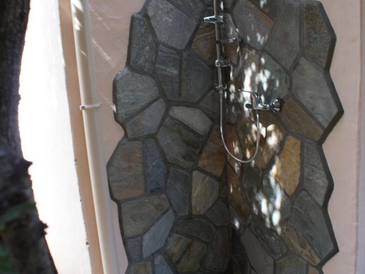 Douche extérieure